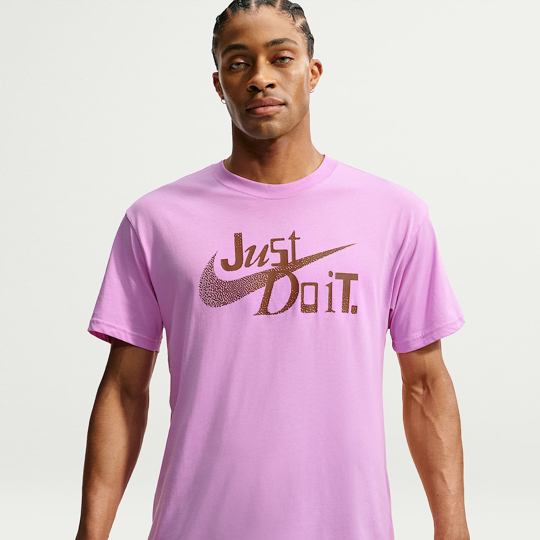Nike Sportswear T-Shirt. Nike.com